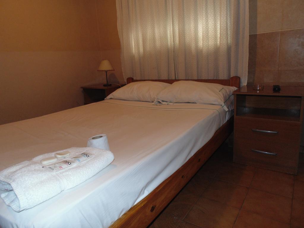 Hotel Plaza Garay Buenos Aires Room photo